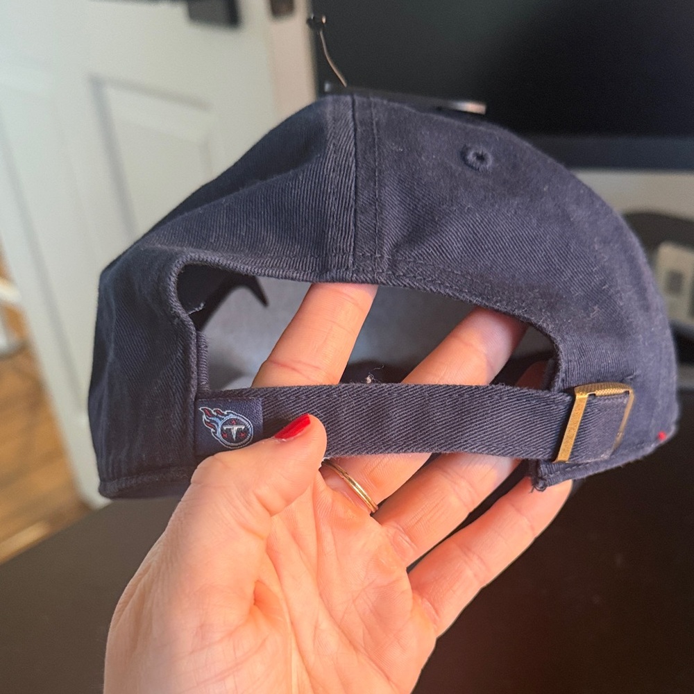 ‘47 Tennessee Titans Navy Blue Cap - Picture 2 of 3